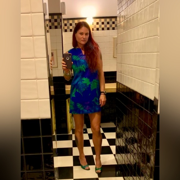 MEET YOUR POSHER!! Aloha kākou! - Picture 10 of 11